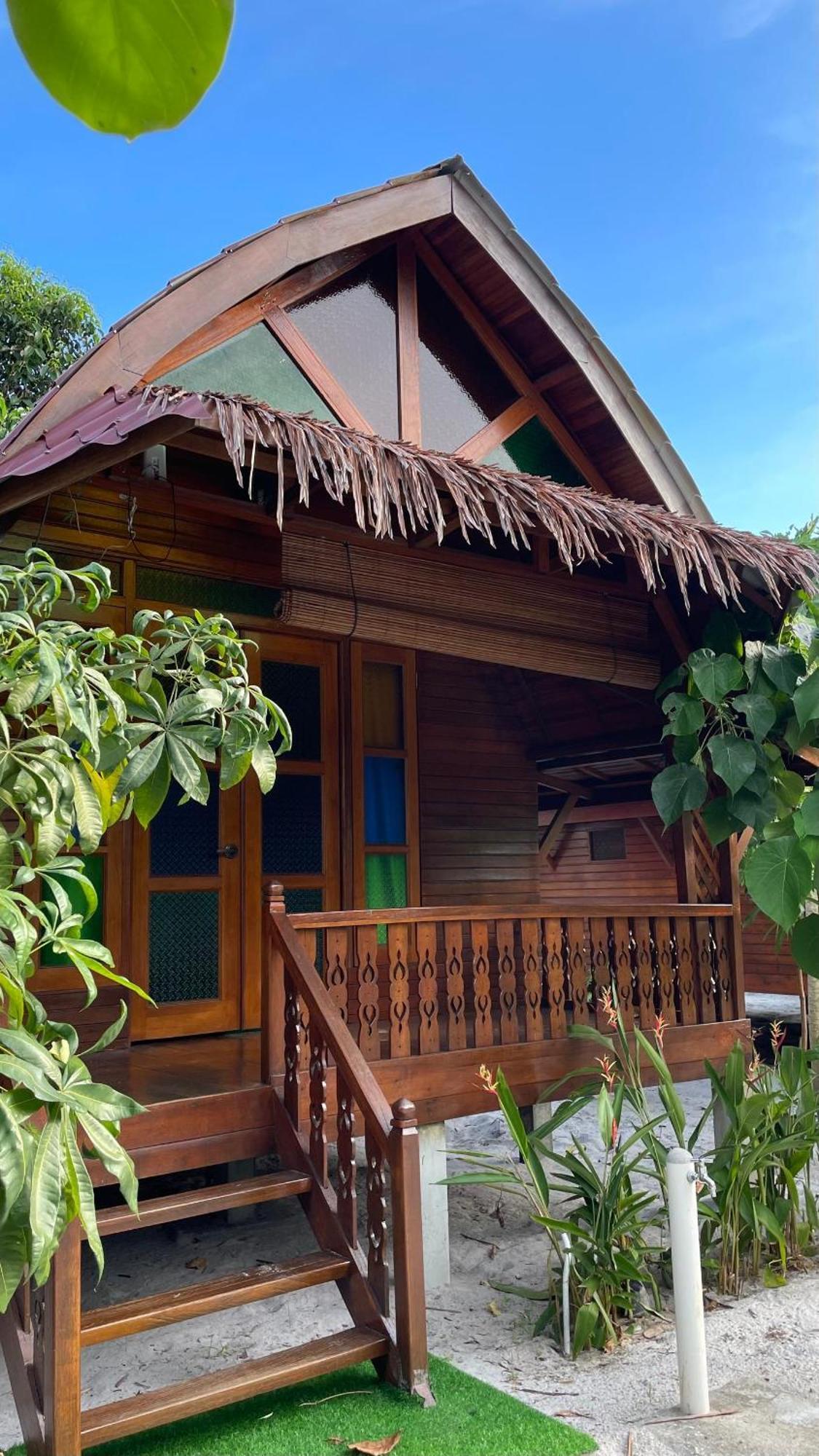 Golden Chenang Village Pantai Cenang  Eksteriør bilde