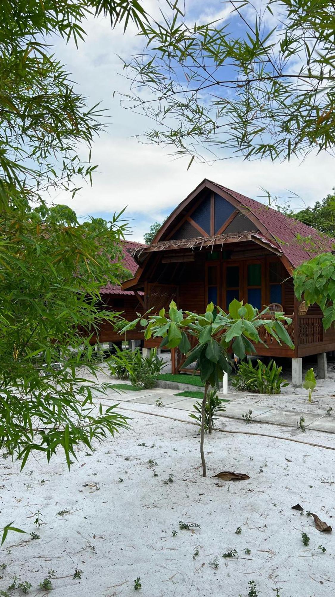 Golden Chenang Village Pantai Cenang  Eksteriør bilde